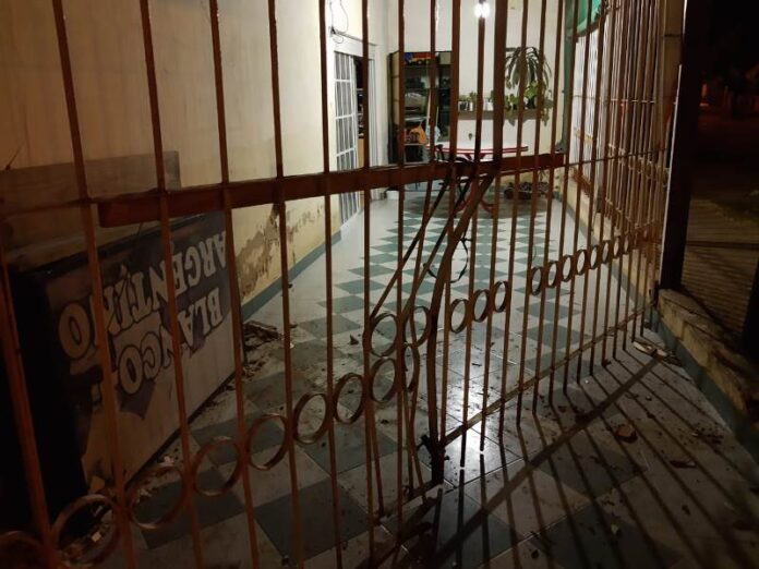 Pagina 7 7 de octubre 2020 un auto se metió en una casa2