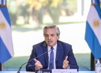 Fernández extendió la cuarentena por 15 días