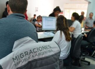 El Gobierno derogó el decreto de Macri que impedía el ingreso a la Argentina de extranjeros con antecedentes