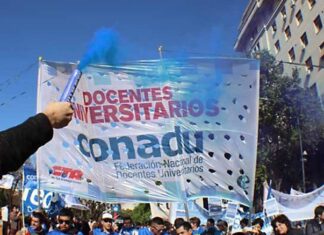 Docentes de universidades nacionales paran por 48 horas en reclamo de mejoras salariales