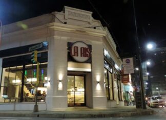 ¿Quiénes son los músicos y comediantes que formarán parte del «Café Concert»?