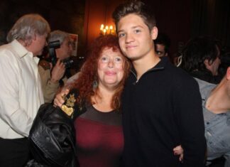 Pesar por el deceso de la madre de Suar