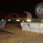 Pagina 6 25 de noviembre 2020 conductor perdió el control y volcó carga de trigo