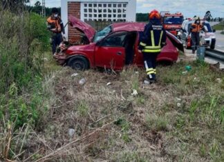Un muerto tras chocar una garita
