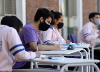 Se podría extender el ciclo lectivo hasta abril