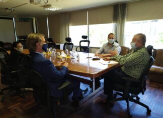 Lauritto mantuvo un encuentro con Piaggio