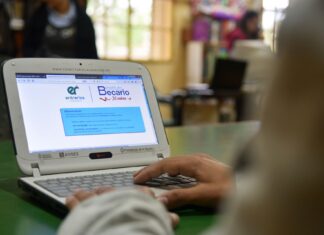 Estudiantes pueden completar el trámite online para obtener su beca hasta el 18 de diciembre