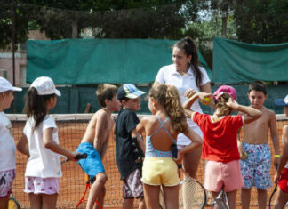 Inscriben para la escuela de tenis en Rocamora destinado a niños