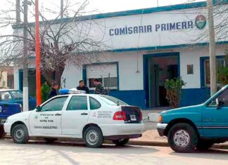 Fue detenido por enfrentar vecinos y agentes policiales