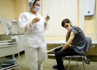 Rusia comenzó a vacunar contra el coronavirus