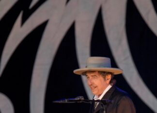 Universal Music adquirió todas las obras musicales de Bod Dylan