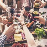p8 – Autorizan las reuniones sociales de 20 personas