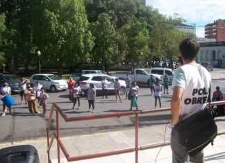 Uruguayenses pidieron por asistencia a los comedores
