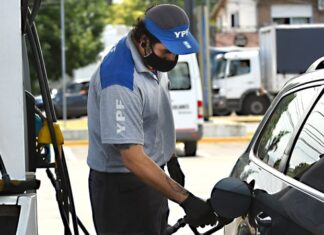 YPF aumentó los combustibles