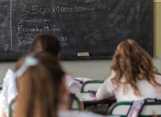 Farer sostuvo que “La presencialidad es imprescindible”