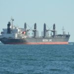p5 el buque permanece fondeado en rada1