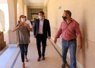 Preparan las aulas para el regreso a clases