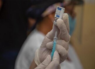 Tan solo 317 personas tuvieron efectos adversos