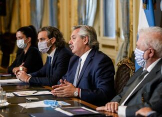 Extenderán por dos semanas el distanciamiento social