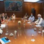 p9 – Ginés recibió a los diputados