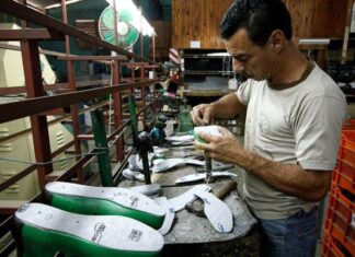 Extenderán por 90 días la prohibición de los despidos
