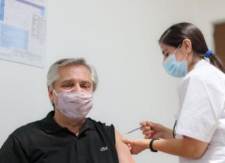 El Presidente se refirió a la eficacia de la vacuna rusa
