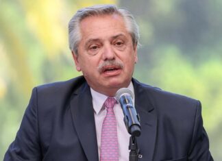 El Presidente viajó a México