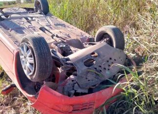 Vehículo despistó y volcó sobre la ruta