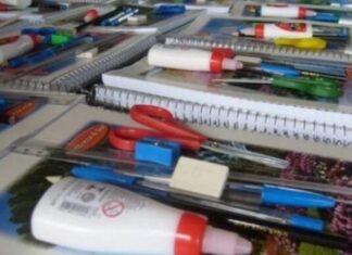 Realizan colecta de útiles escolares para colaborar con alumnos