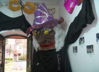 Exhiben imágenes con la historia del Carnaval