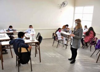 Vuelve la escuela de forma bimodal en 16 provincias