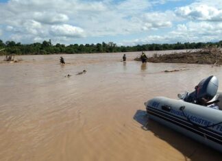 Se pinchó un bote y hay 2 muertos y 4 desaparecidos