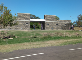 Comenzó la construcción de vestuarios en la cancha de Hockey