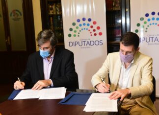 Cámara de Diputados firmó un convenio con la UADER