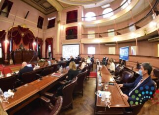 La oposición insiste con la interpelación a Velázquez