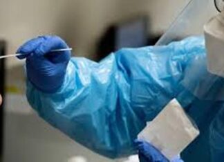 Trece uruguayenses dieron positivo al coronavirus