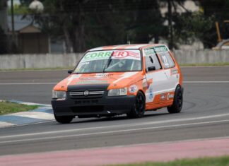 Brian Dodera fue segundo en la serie de la Clase 1