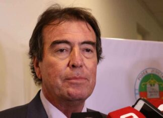 La Caja dio la jubilación a Emilio Castrillón y cesa como vocal del STJ