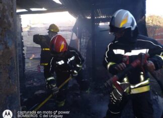 Un incendio redujo una vivienda a cenizas