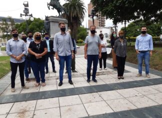 La oposición ganó las elecciones socialistas