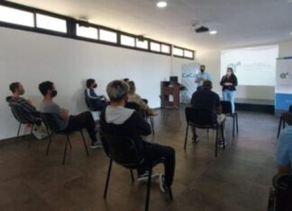 Brindaron una charla informativa en el Cecat