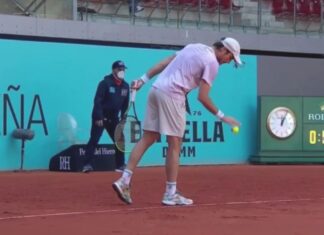 Guido Pella abandonó por lesión