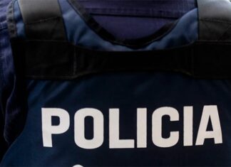 Drogan y roban a policía en una cita