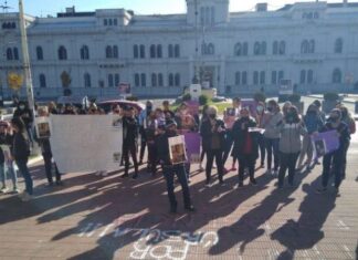 Pidieron justicia por joven asesinada de un balazo