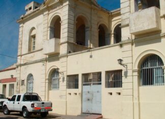 Un preso terminó en terapia intensiva