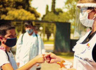Habilitan las clases presenciales y la circulación desde las 6 a las 24