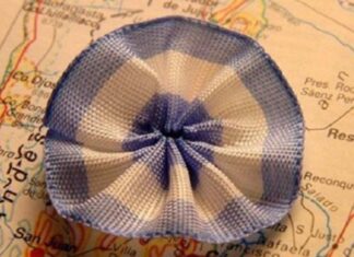 Se celebra el Día de la Escarapela