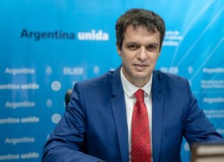 Cresto largó oficialmente su precandidatura a gobernador