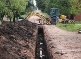 Comenzaron las obras de la red cloacal en San Justo