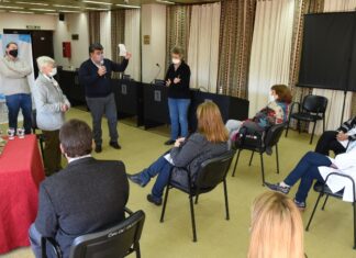 Las escuelas recibieron el libro sobre Pocho Lepratti